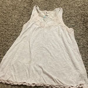 womens tan tank top! in great condition, hardly worn